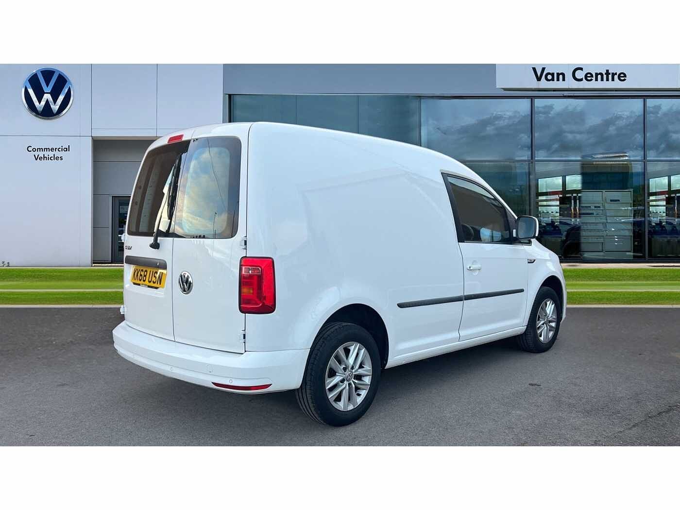 Volkswagen Caddy C20 Panel van Highline SWB EU6 102 PS 2.0 TDI BMT 5sp Manual