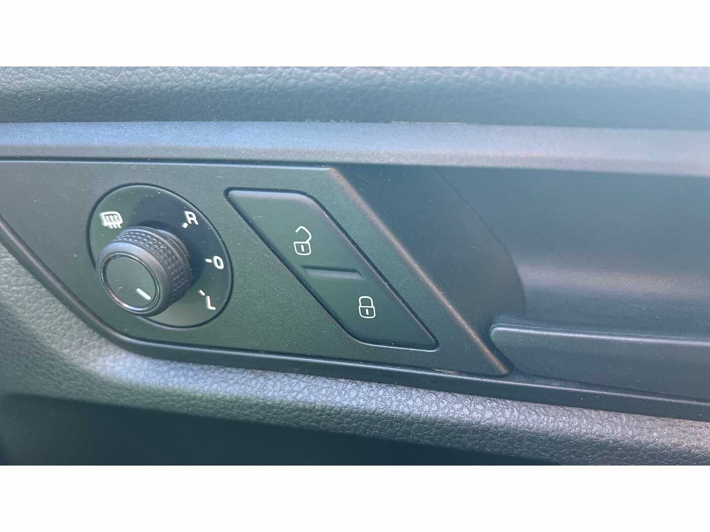 Volkswagen Caddy C20 Panel van Highline SWB EU6 102 PS 2.0 TDI BMT 5sp Manual