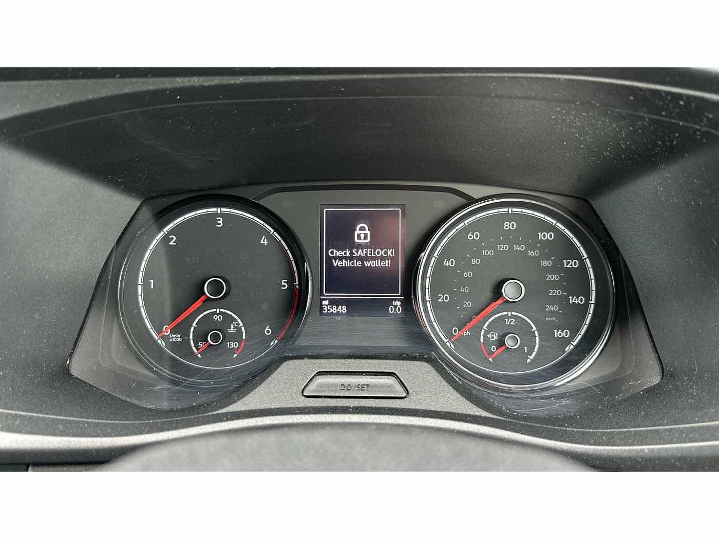 Volkswagen Transporter T32 Kombi Highline SWB 150 PS 2.0 TDI 6sp Manual