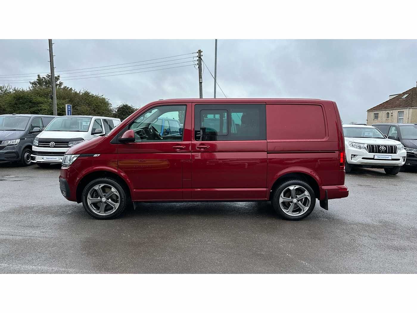 Volkswagen Transporter T32 Kombi Highline SWB 150 PS 2.0 TDI 6sp Manual