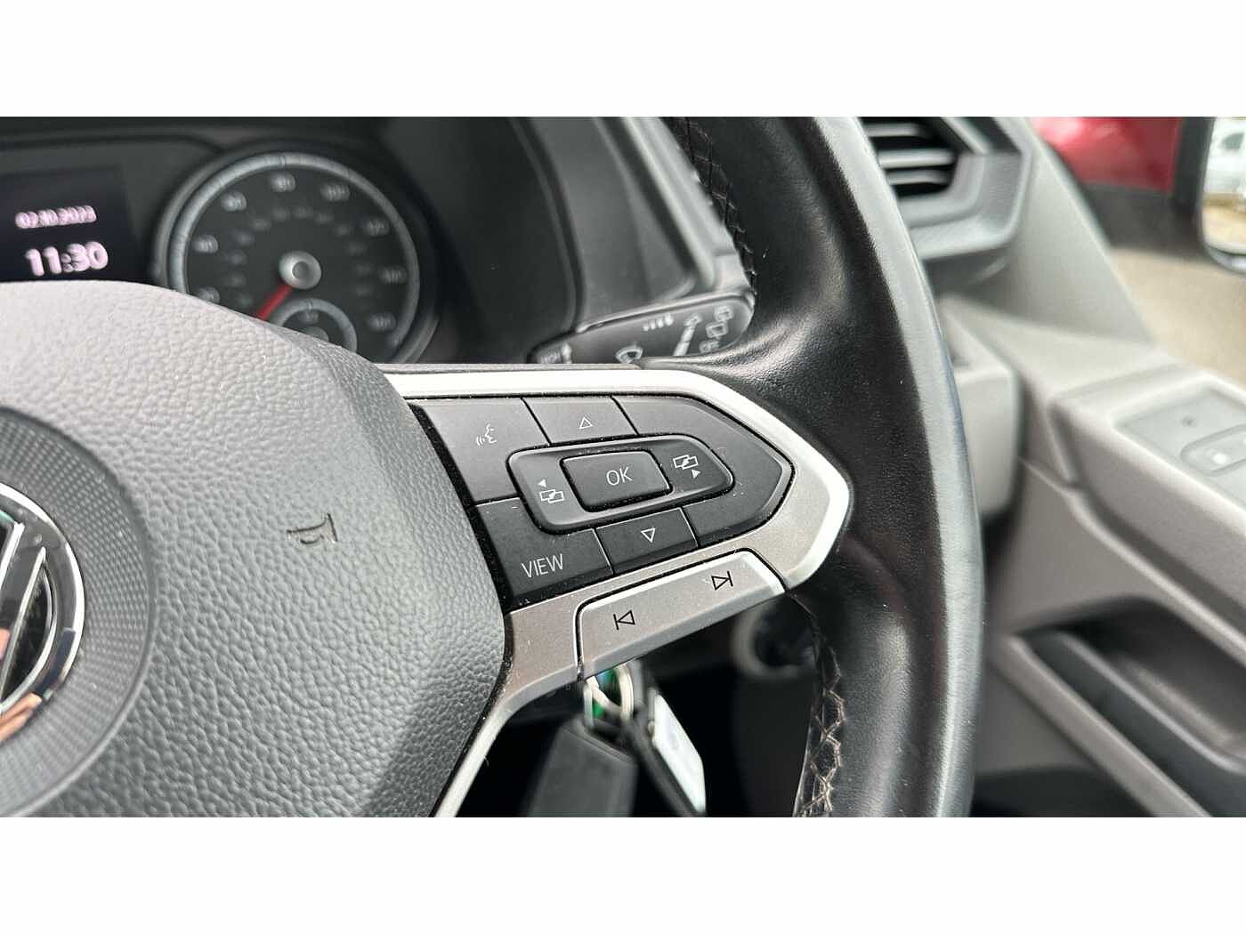 Volkswagen Transporter T32 Kombi Highline SWB 150 PS 2.0 TDI 6sp Manual