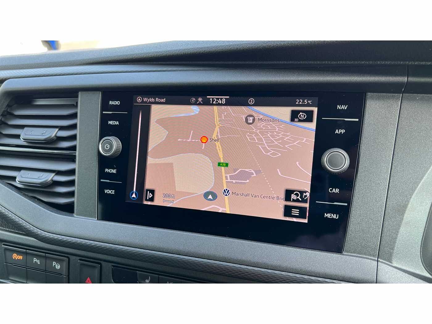 Volkswagen Transporter T32 Swb Diese 2.0 BiTDI 204 Highline Kombi Van DSG