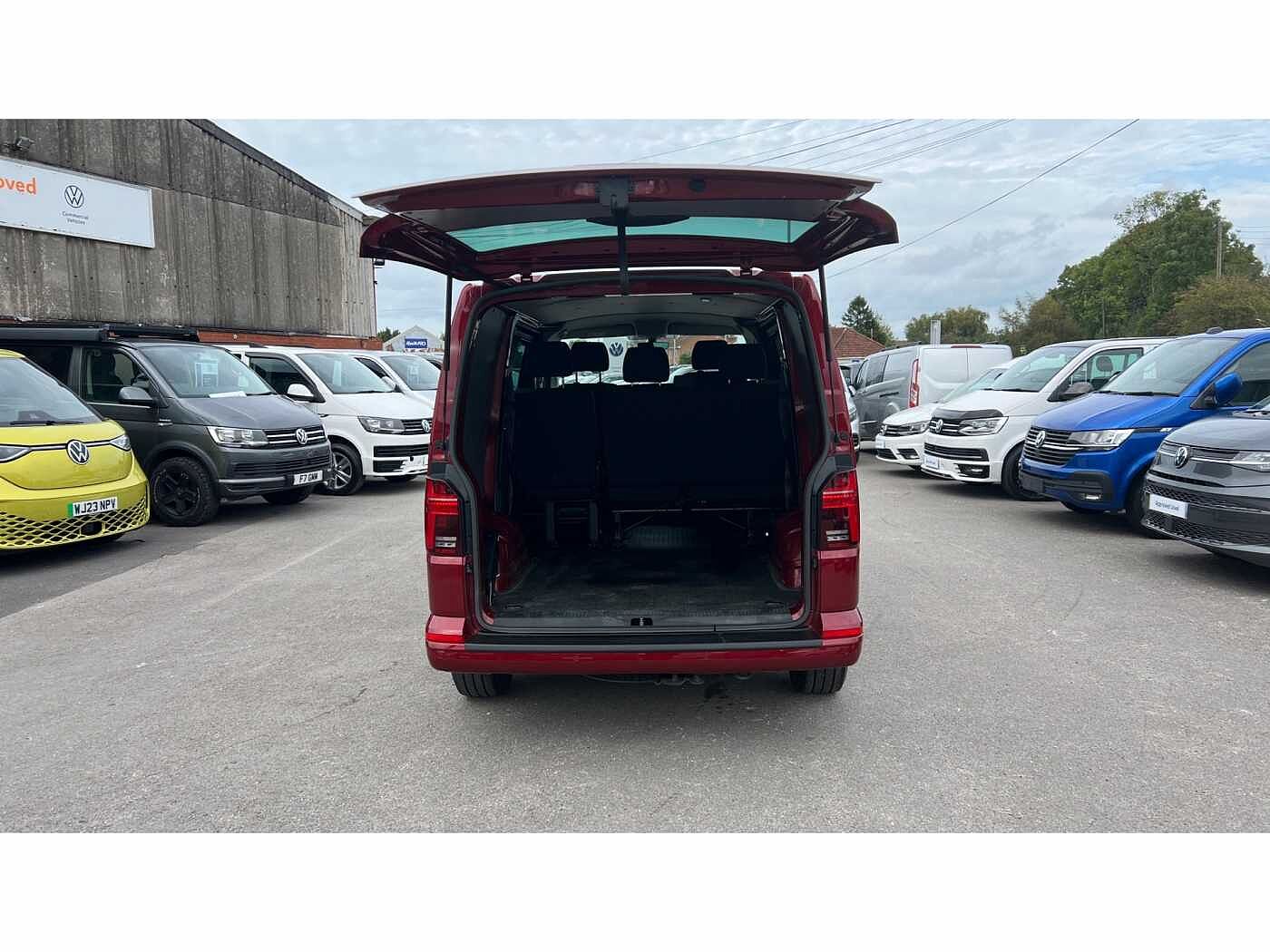 Volkswagen Transporter T32 Kombi Highline SWB 204 PS 2.0 TDI 7sp DSG 4MOTION