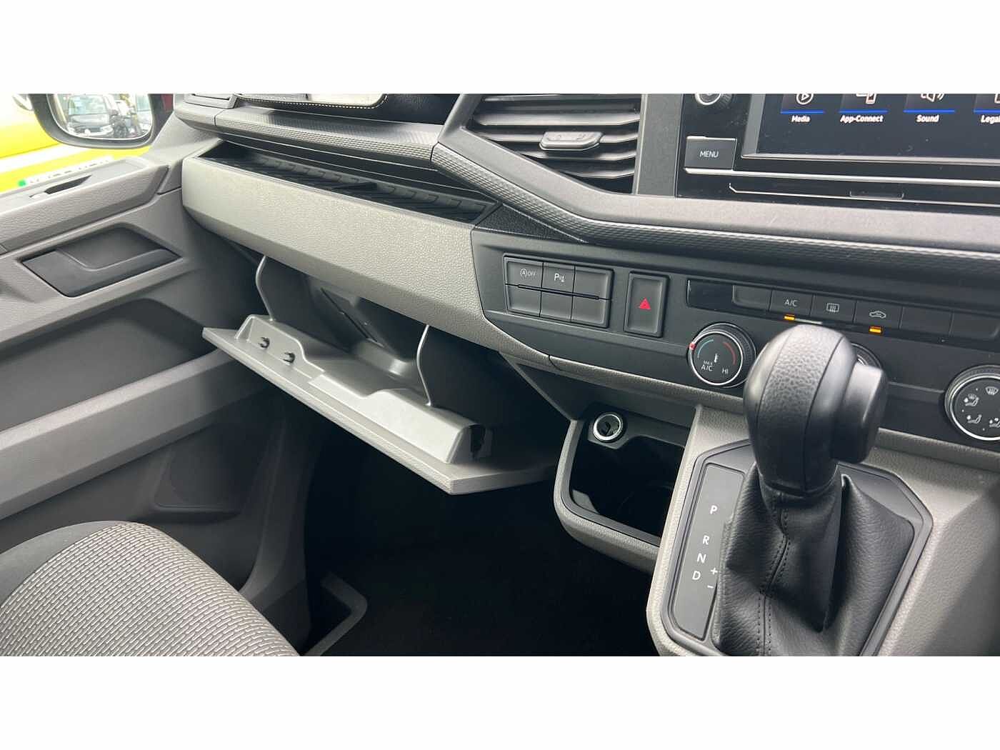 Volkswagen Transporter T32 Kombi Highline SWB 204 PS 2.0 TDI 7sp DSG 4MOTION