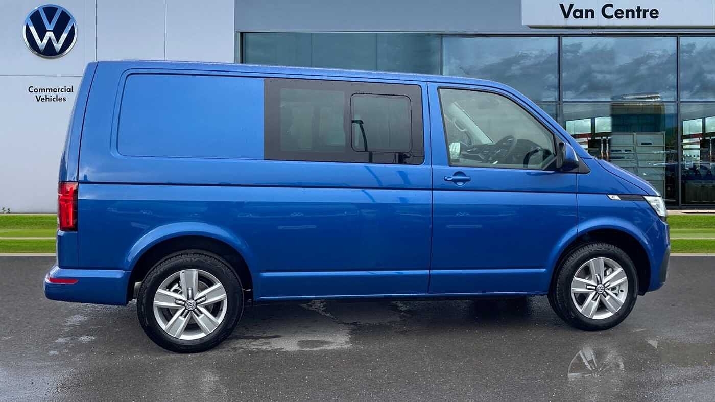Volkswagen Transporter T32 Kombi Van Highline SWB 204 PS 2.0 TDI 7sp DSG 4MOTION