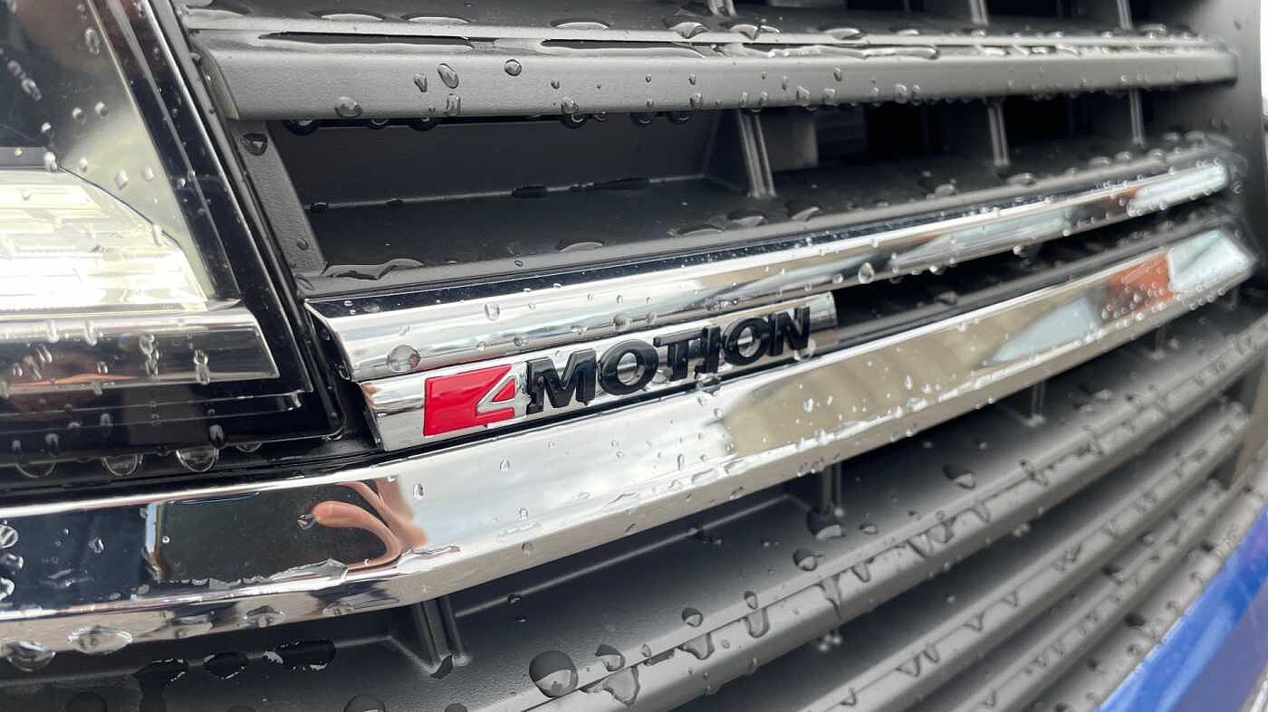 Volkswagen Transporter T32 Kombi Van Highline SWB 204 PS 2.0 TDI 7sp DSG 4MOTION