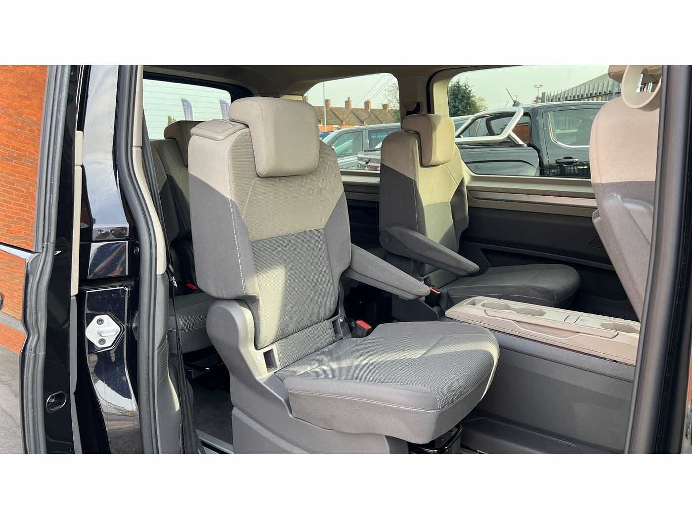 Volkswagen Multivan Life Standard 218 PS 1.4 eHybrid 6-Speed DSG