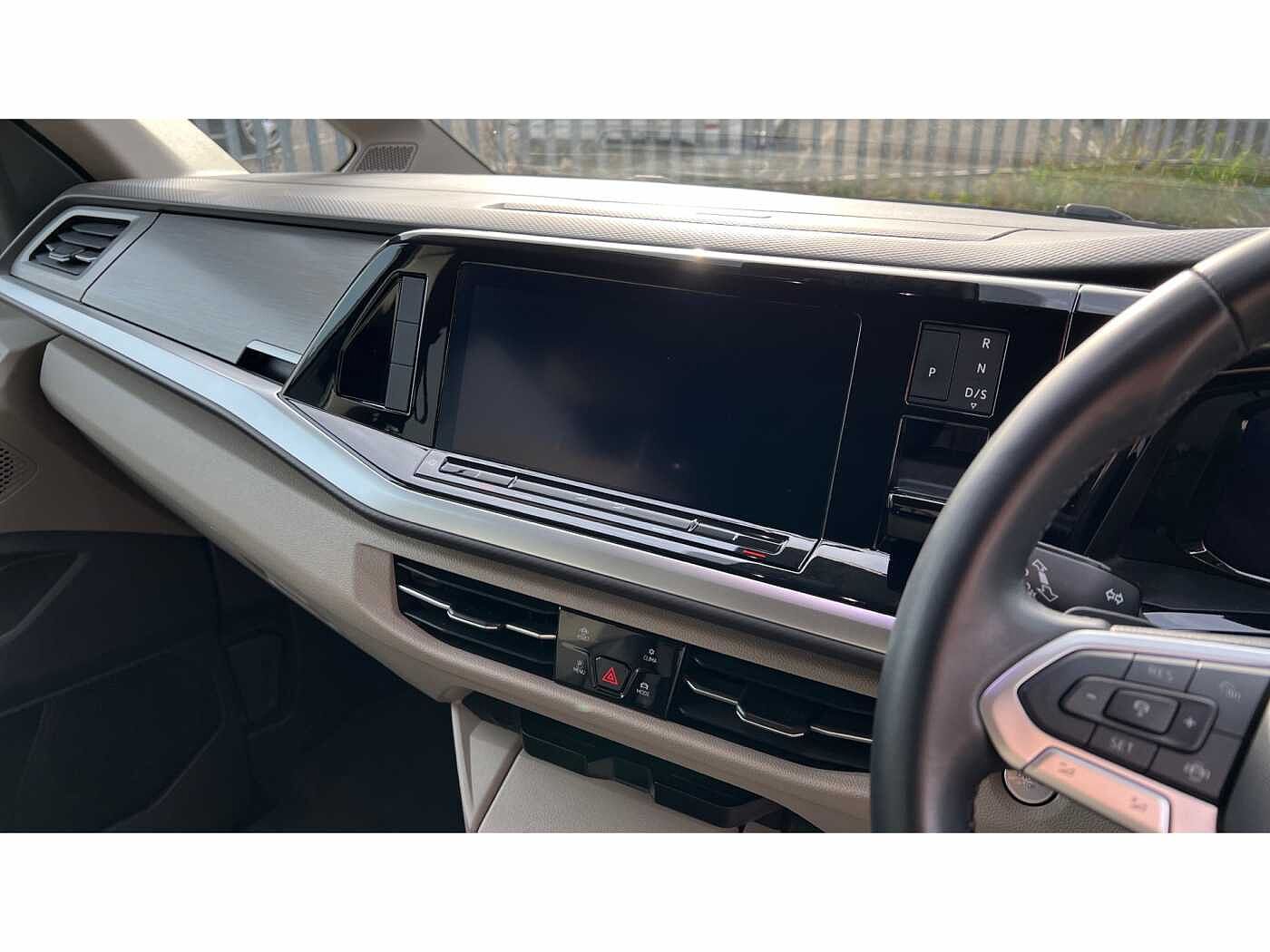Volkswagen Multivan Life Standard 218 PS 1.4 eHybrid 6-Speed DSG