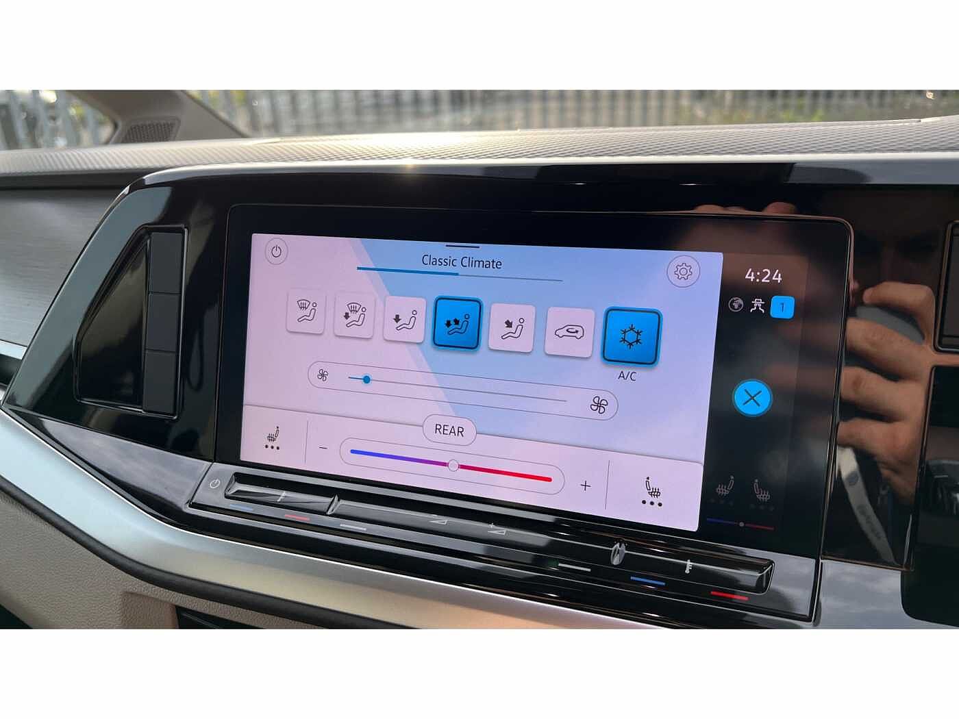 Volkswagen Multivan Life Standard 218 PS 1.4 eHybrid 6-Speed DSG