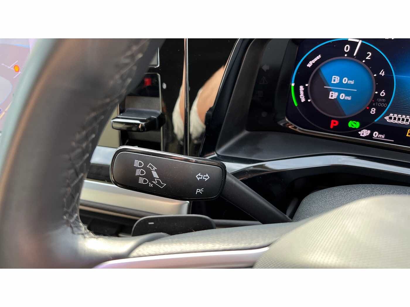 Volkswagen Multivan Life Standard 218 PS 1.4 eHybrid 6-Speed DSG