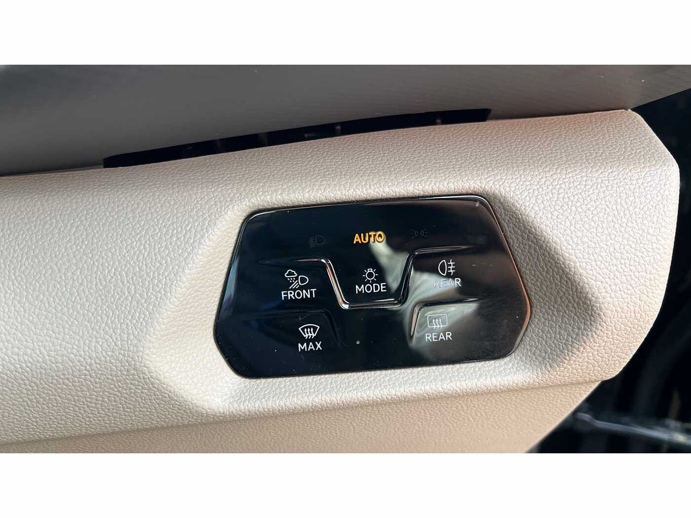 Volkswagen Multivan Life Standard 218 PS 1.4 eHybrid 6-Speed DSG
