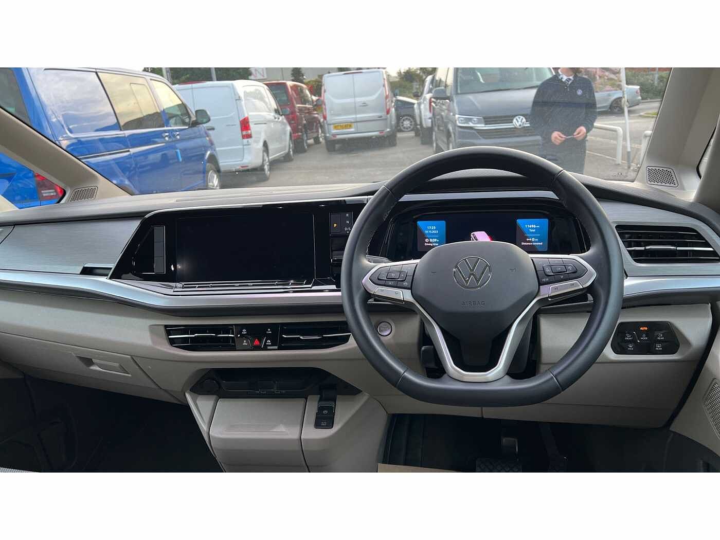 Volkswagen Multivan Life Standard 218 PS 1.4 eHybrid 6-Speed DSG