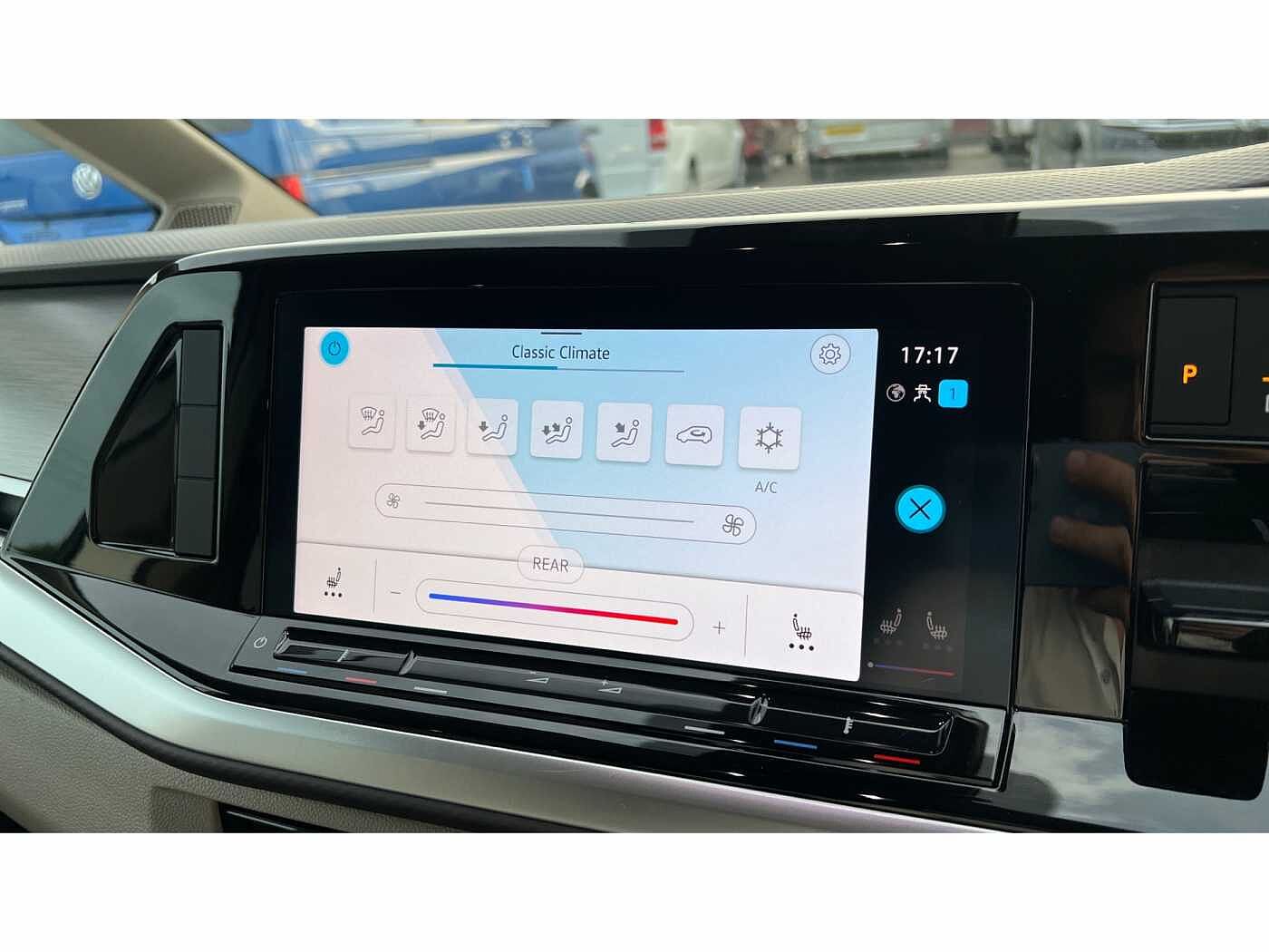 Volkswagen Multivan Life Standard 218 PS 1.4 eHybrid 6-Speed DSG