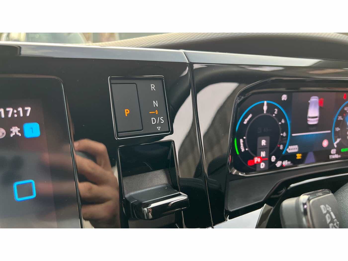 Volkswagen Multivan Life Standard 218 PS 1.4 eHybrid 6-Speed DSG