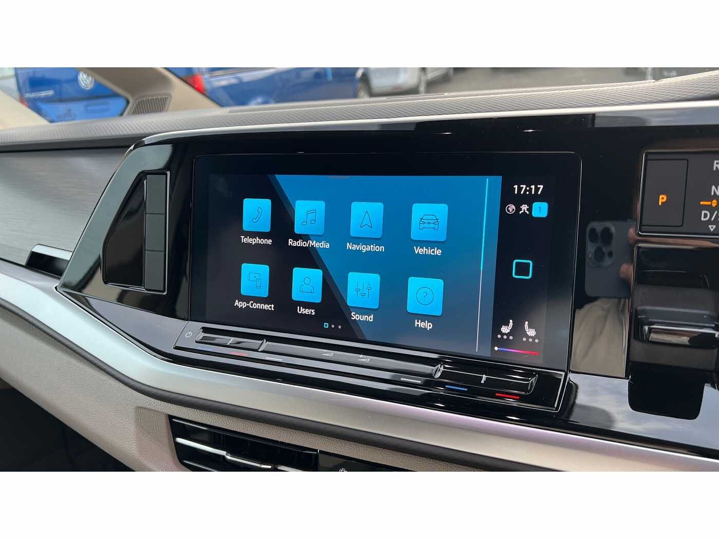 Volkswagen Multivan Life Standard 218 PS 1.4 eHybrid 6-Speed DSG