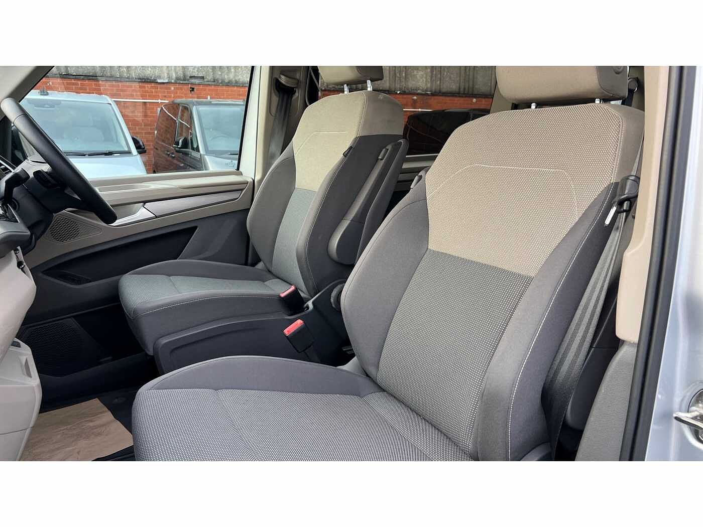 Volkswagen Multivan Life Standard 218 PS 1.4 eHybrid 6-Speed DSG