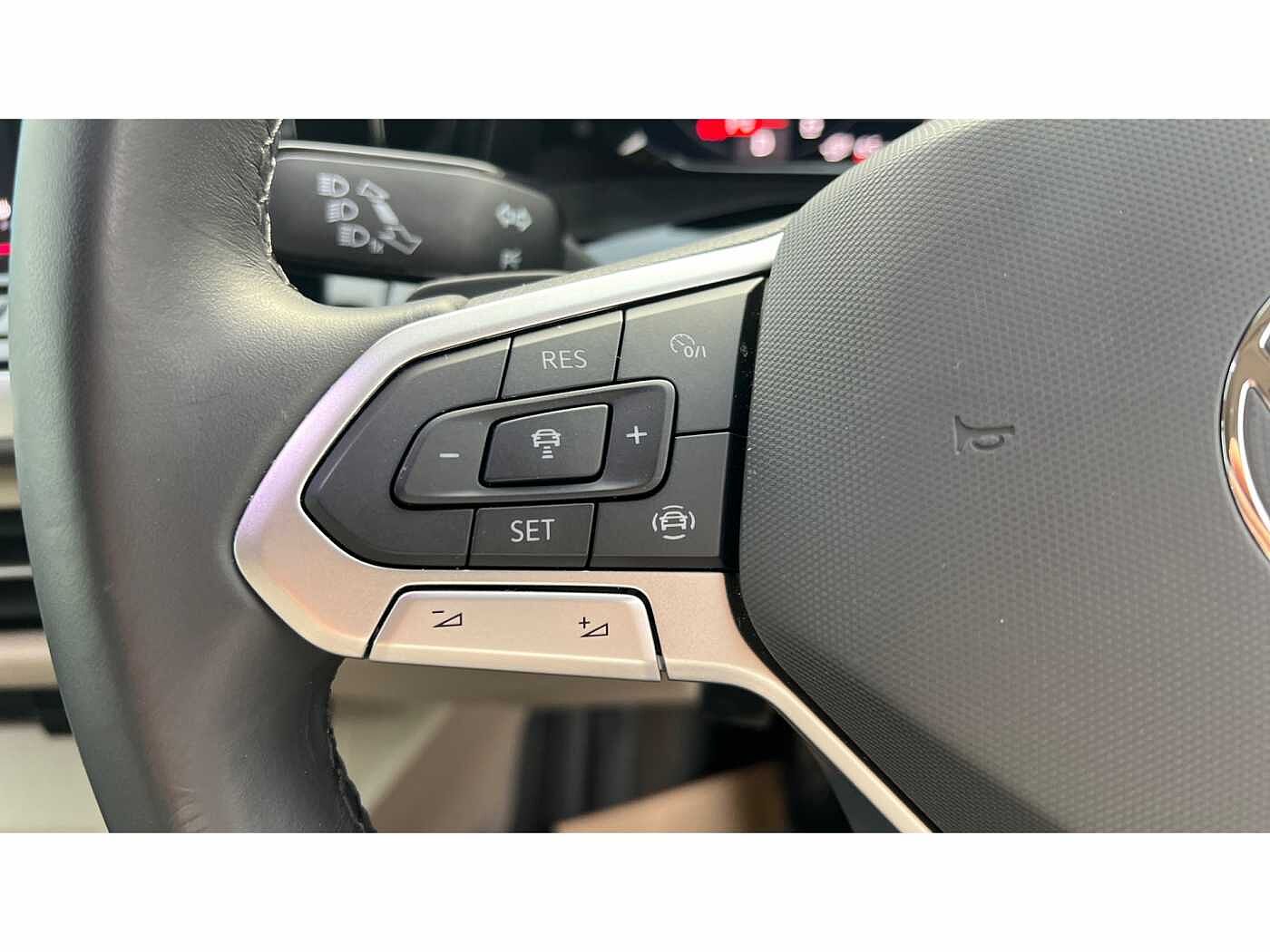 Volkswagen Multivan Life Standard 218 PS 1.4 eHybrid 6-Speed DSG