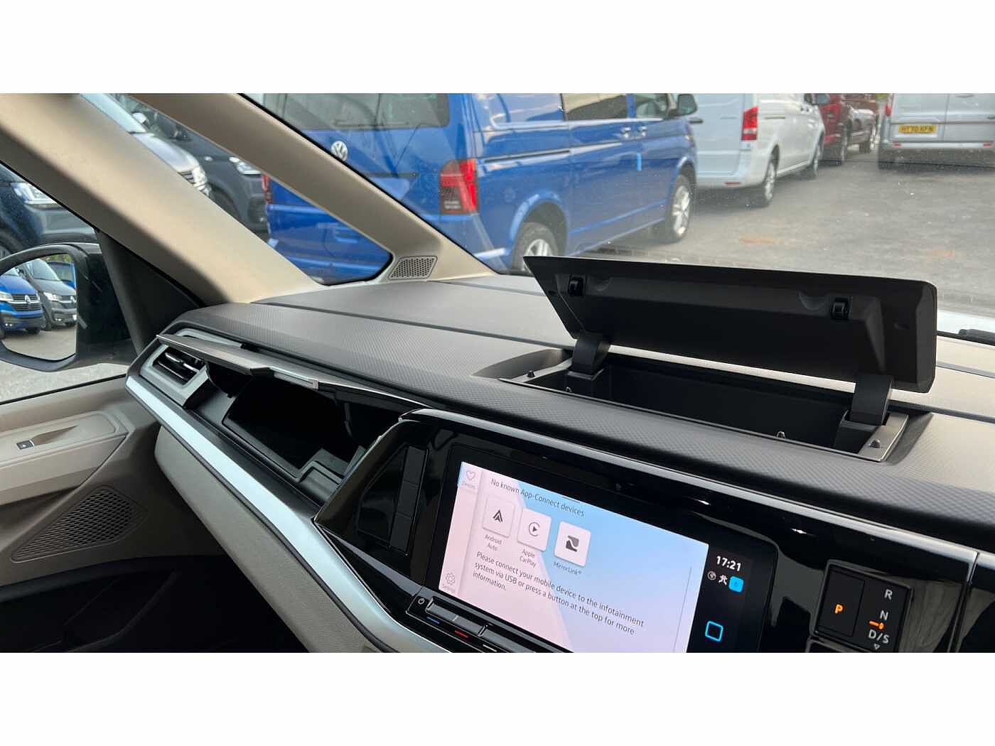 Volkswagen Multivan Life Standard 218 PS 1.4 eHybrid 6-Speed DSG