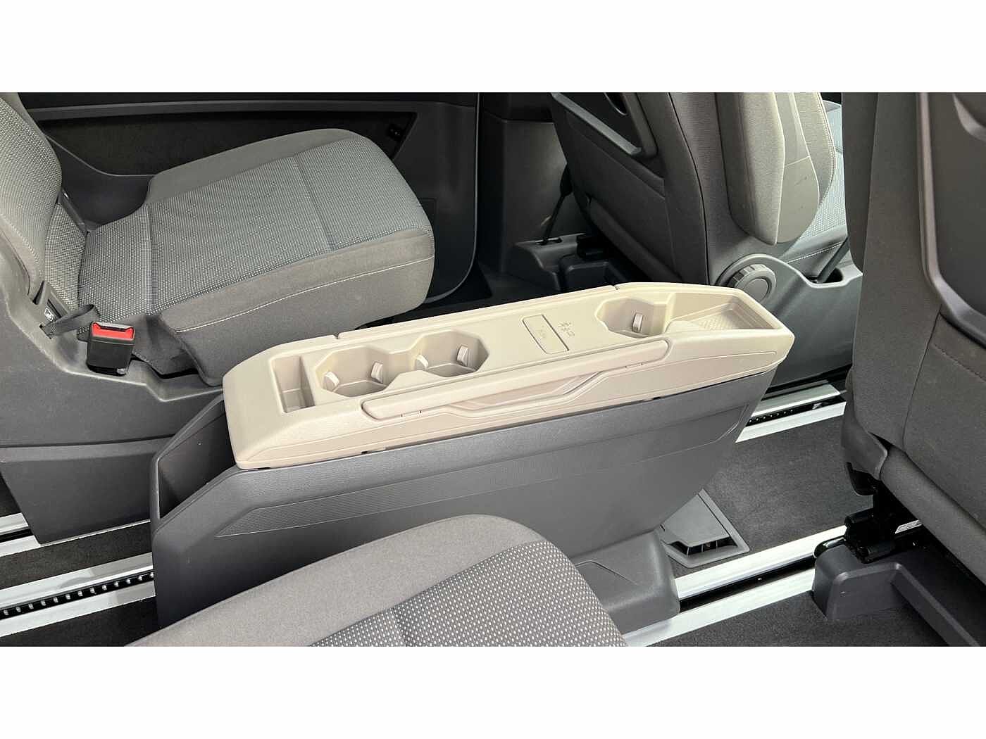 Volkswagen Multivan Life Standard 218 PS 1.4 eHybrid 6-Speed DSG