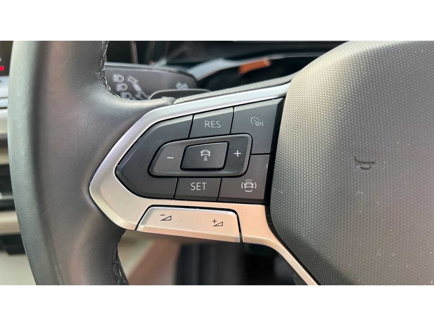 Volkswagen Multivan Life Standard 218 PS 1.4 eHybrid 6-Speed DSG