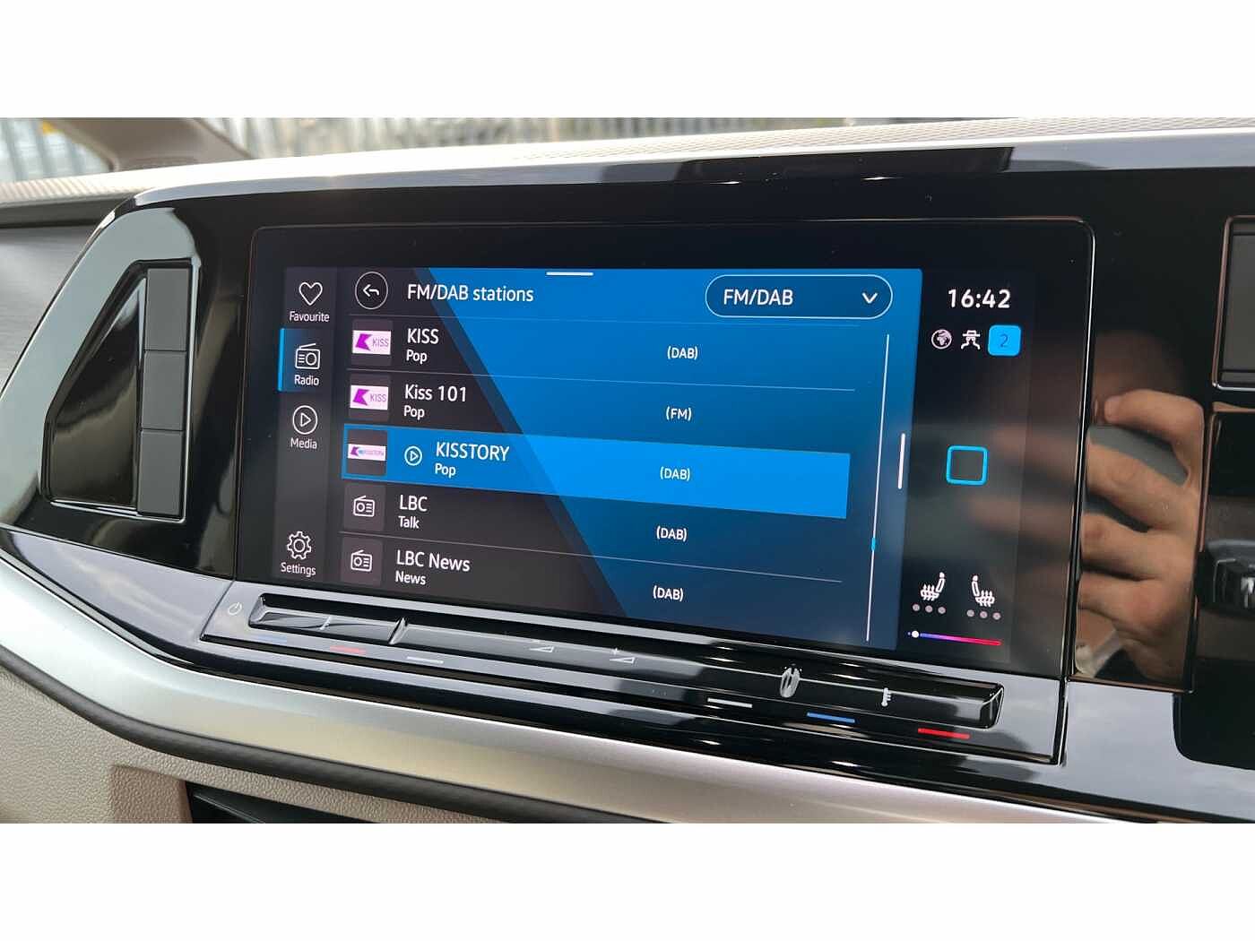 Volkswagen Multivan Life Standard 218 PS 1.4 eHybrid 6-Speed DSG
