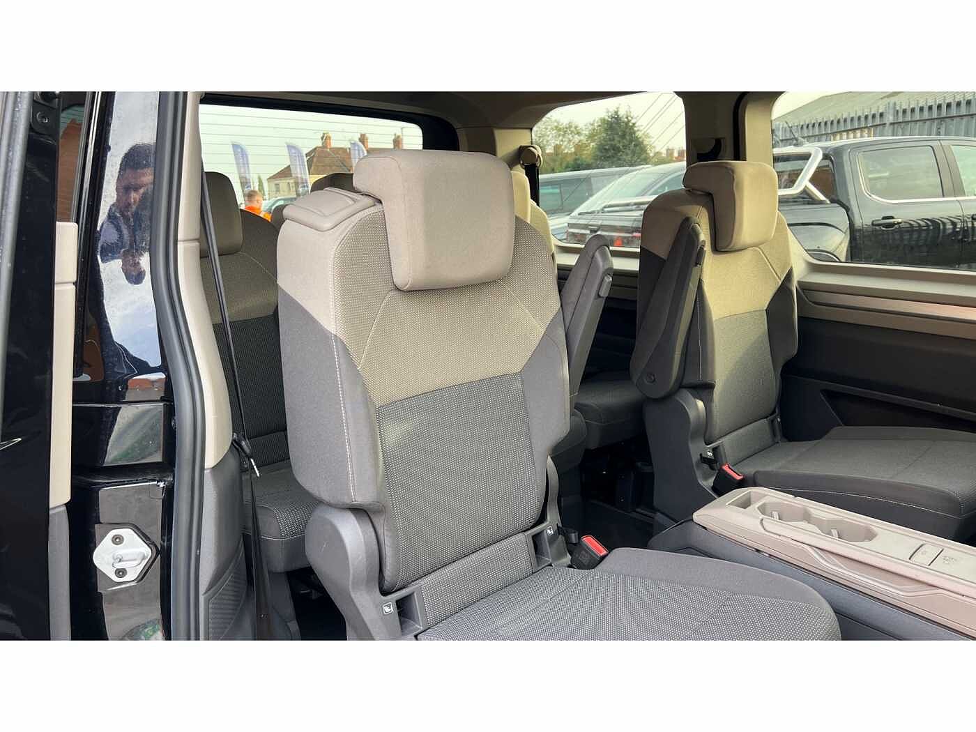 Volkswagen Multivan Life Standard 218 PS 1.4 eHybrid 6-Speed DSG