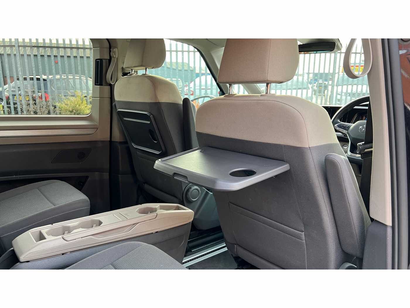 Volkswagen Multivan Life Standard 218 PS 1.4 eHybrid 6-Speed DSG