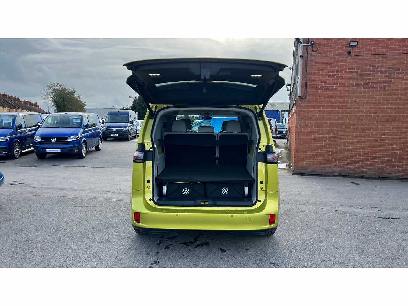Volkswagen Id.buzz ID. Buzz Style SWB 204 PS 77 kWh Pro Electric 1 Speed Automatic