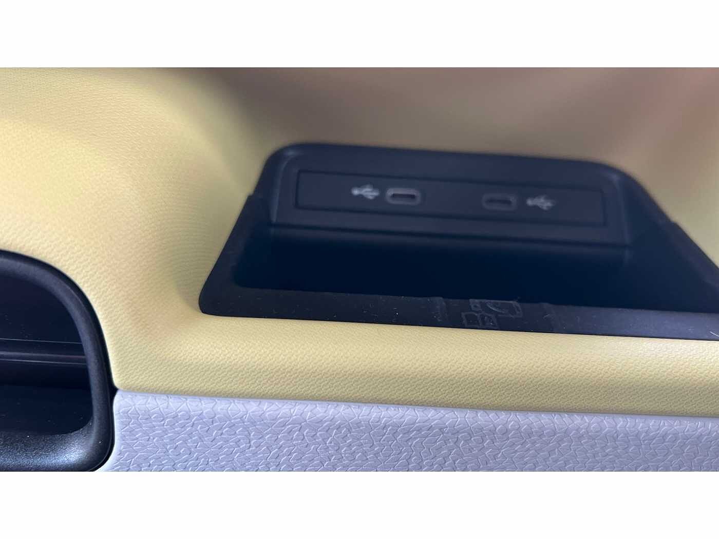 Volkswagen Id.buzz ID. Buzz Style SWB 204 PS 77 kWh Pro Electric 1 Speed Automatic