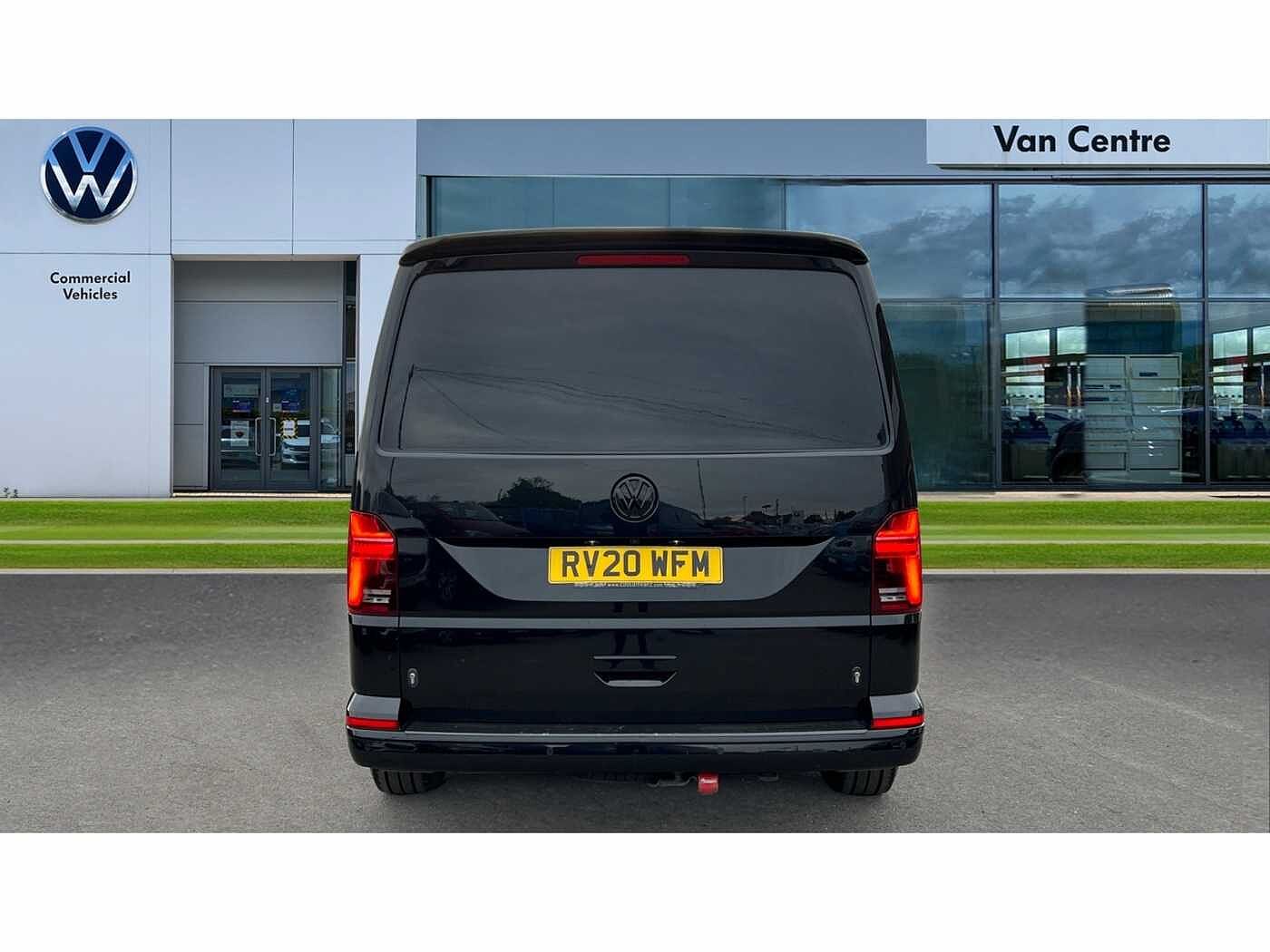 Volkswagen Transporter Volkswagen T32 Swb Diese 2.0 TDI 150 Highline Kombi Van DSG