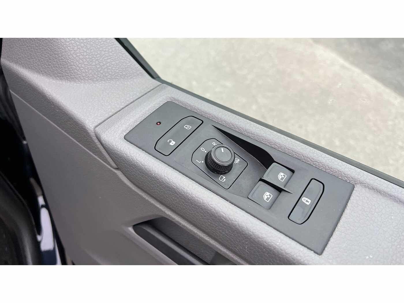 Volkswagen Transporter Volkswagen T32 Swb Diese 2.0 TDI 150 Highline Kombi Van DSG