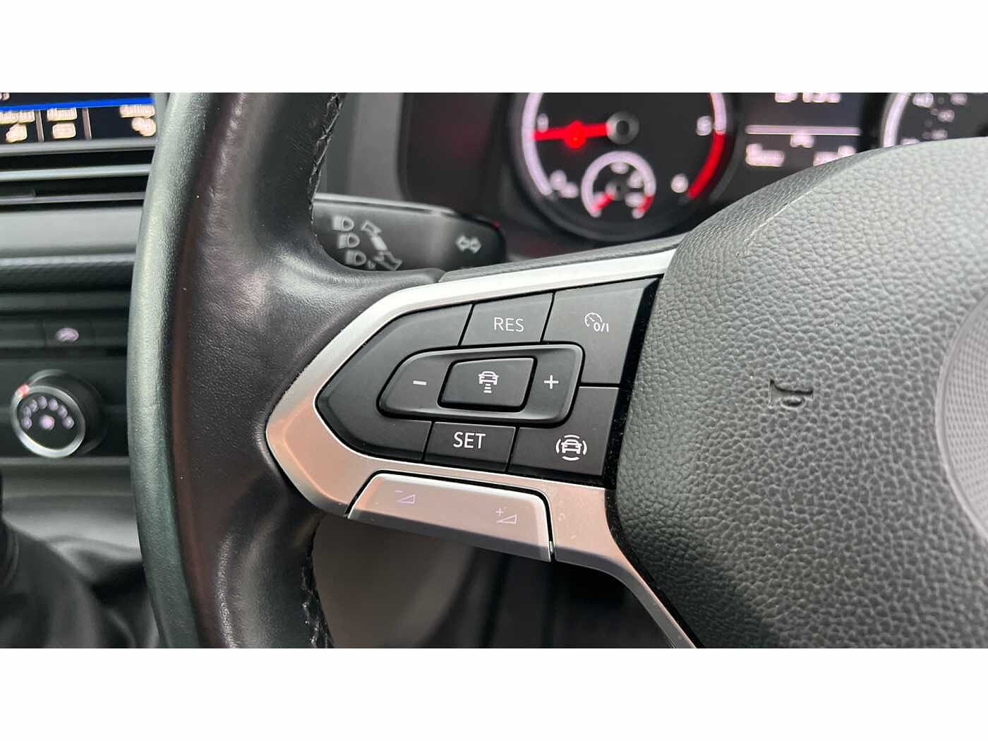 Volkswagen Transporter Volkswagen T32 Swb Diese 2.0 TDI 150 Highline Kombi Van DSG