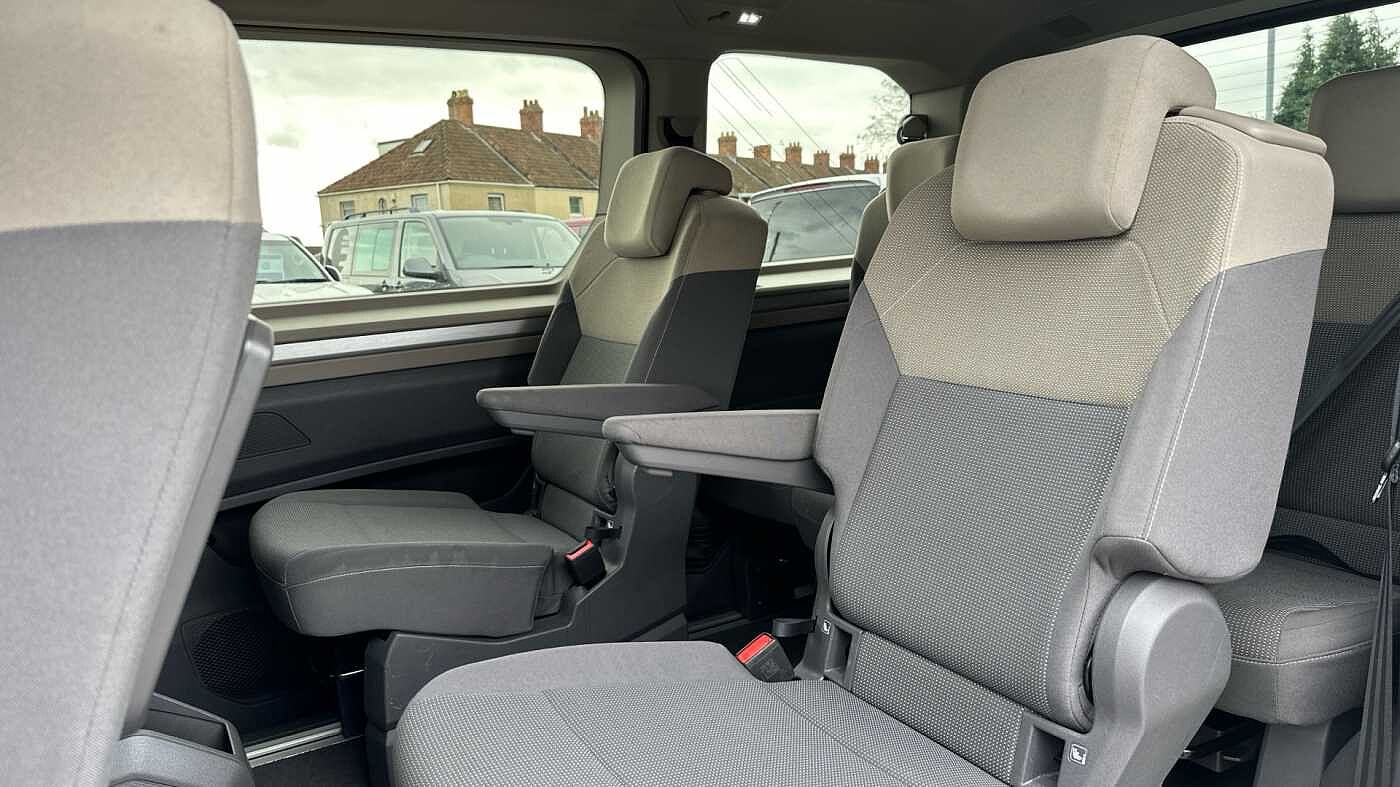 Volkswagen Multivan Life Standard 218 PS 1.4 eHybrid 6-Speed DSG