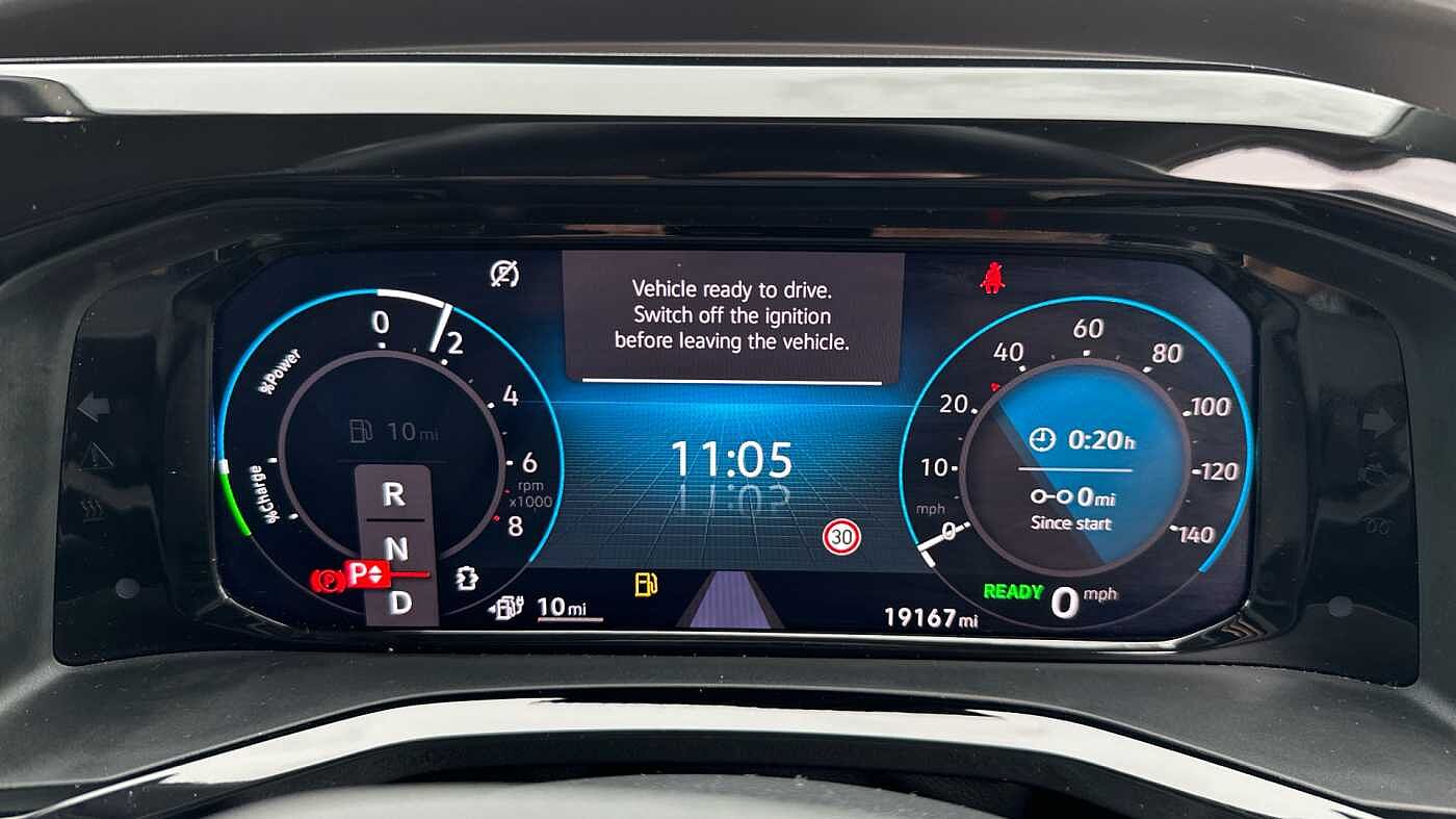 Volkswagen Multivan Life Standard 218 PS 1.4 eHybrid 6-Speed DSG