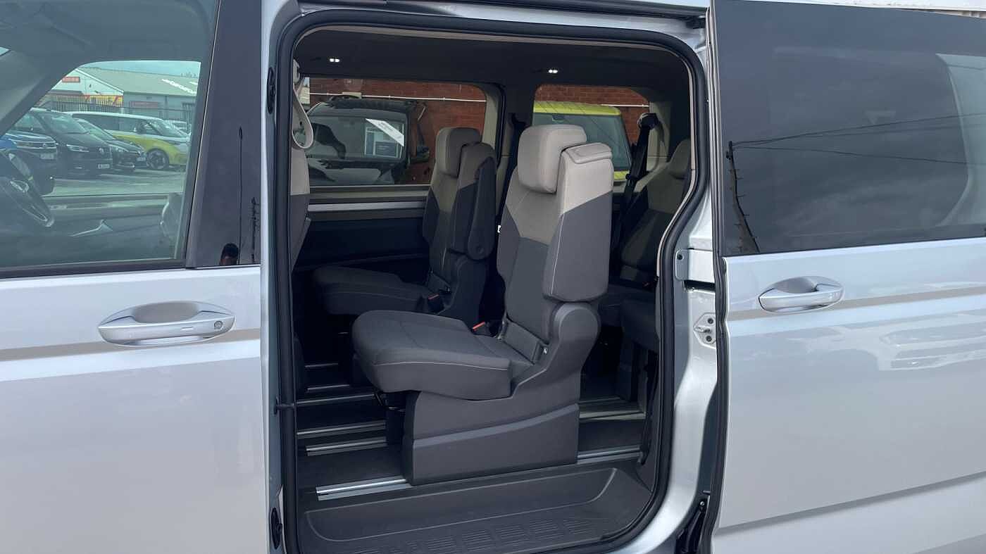 Volkswagen Multivan Life Standard 218 PS 1.4 eHybrid 6-Speed DSG