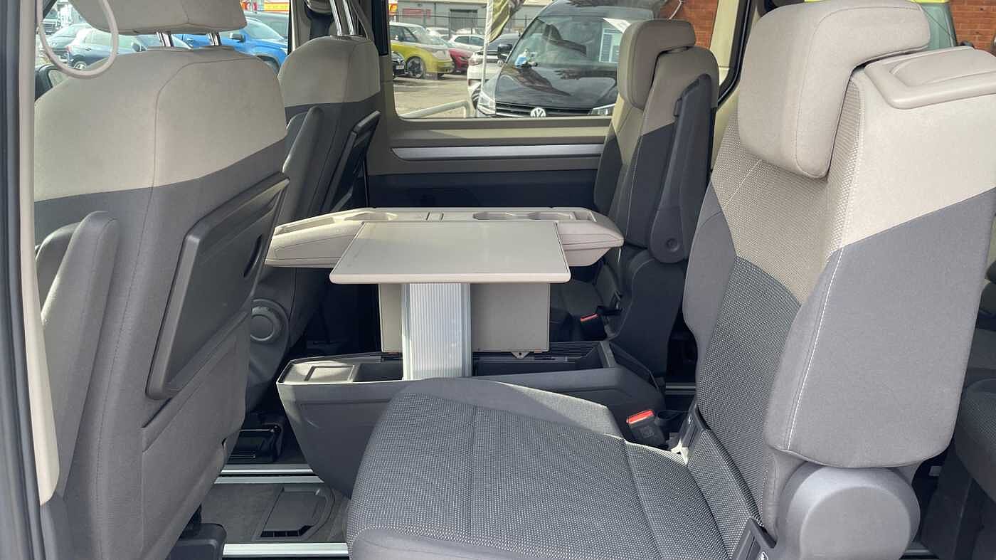 Volkswagen Multivan Life Standard 218 PS 1.4 eHybrid 6-Speed DSG