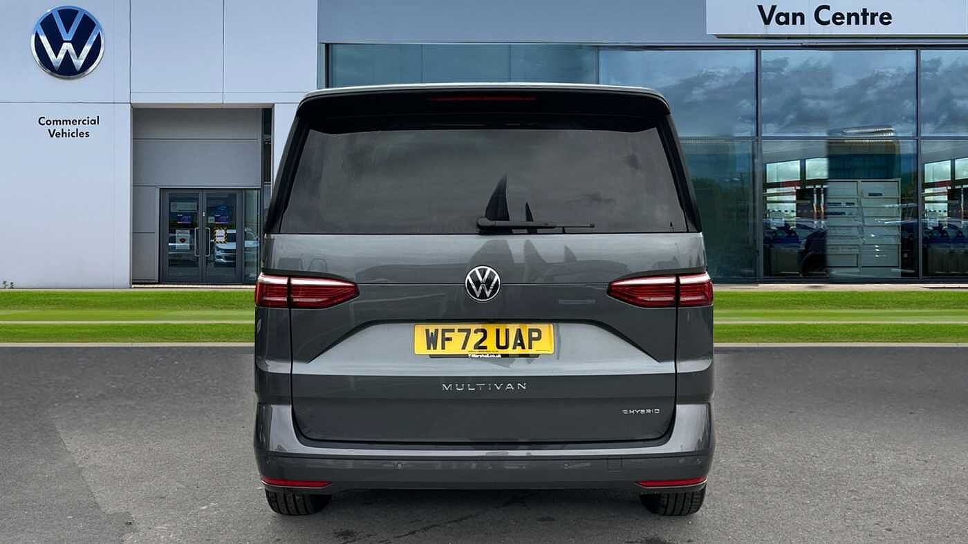 Volkswagen Multivan Life Standard 218 PS 1.4 eHybrid 6-Speed DSG