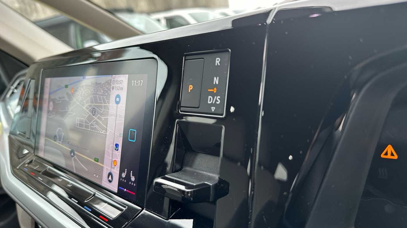 Volkswagen Multivan Life Standard 218 PS 1.4 eHybrid 6-Speed DSG