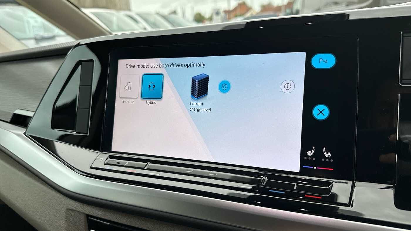 Volkswagen Multivan Life Standard 218 PS 1.4 eHybrid 6-Speed DSG