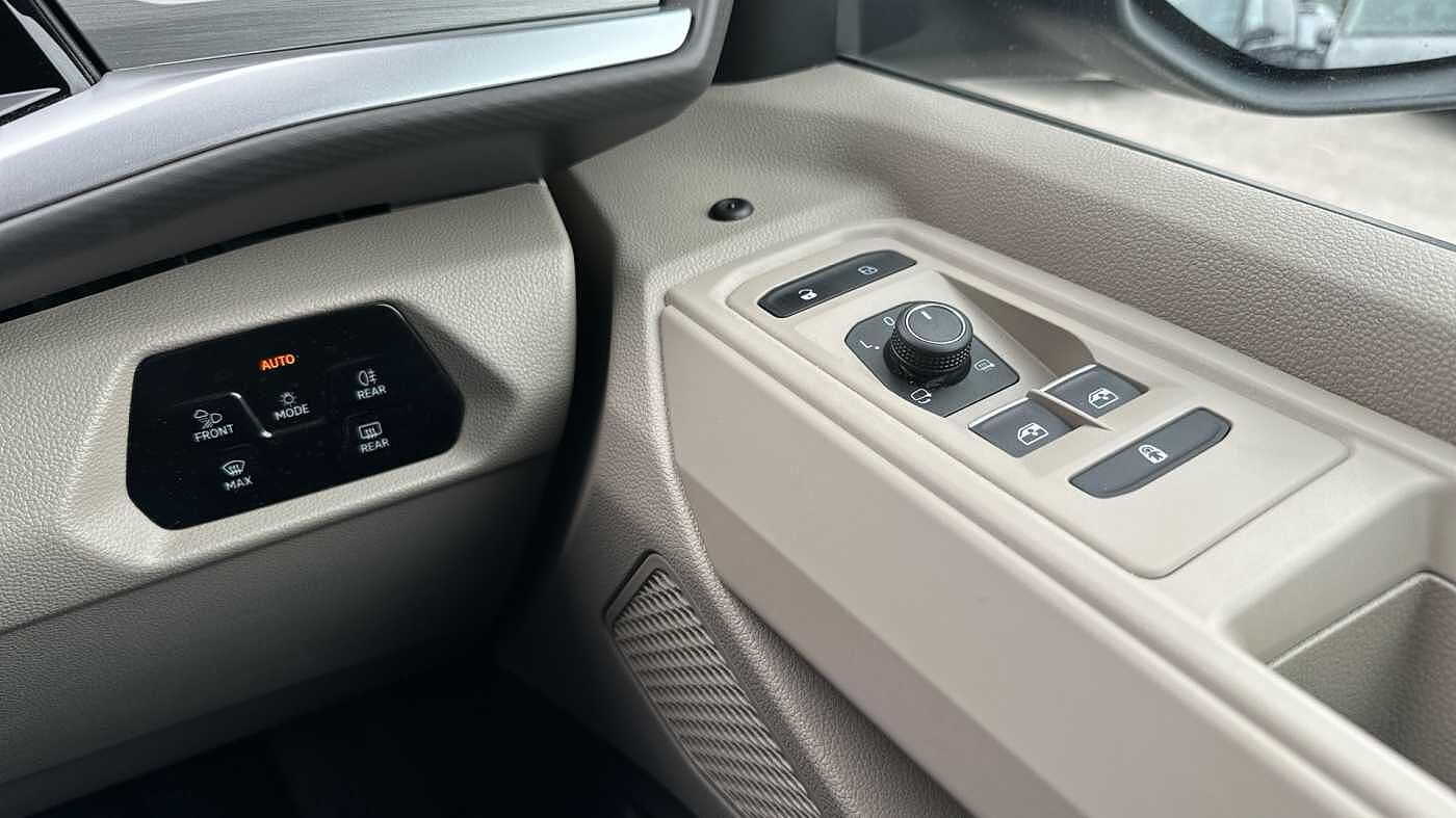 Volkswagen Multivan Life Standard 218 PS 1.4 eHybrid 6-Speed DSG