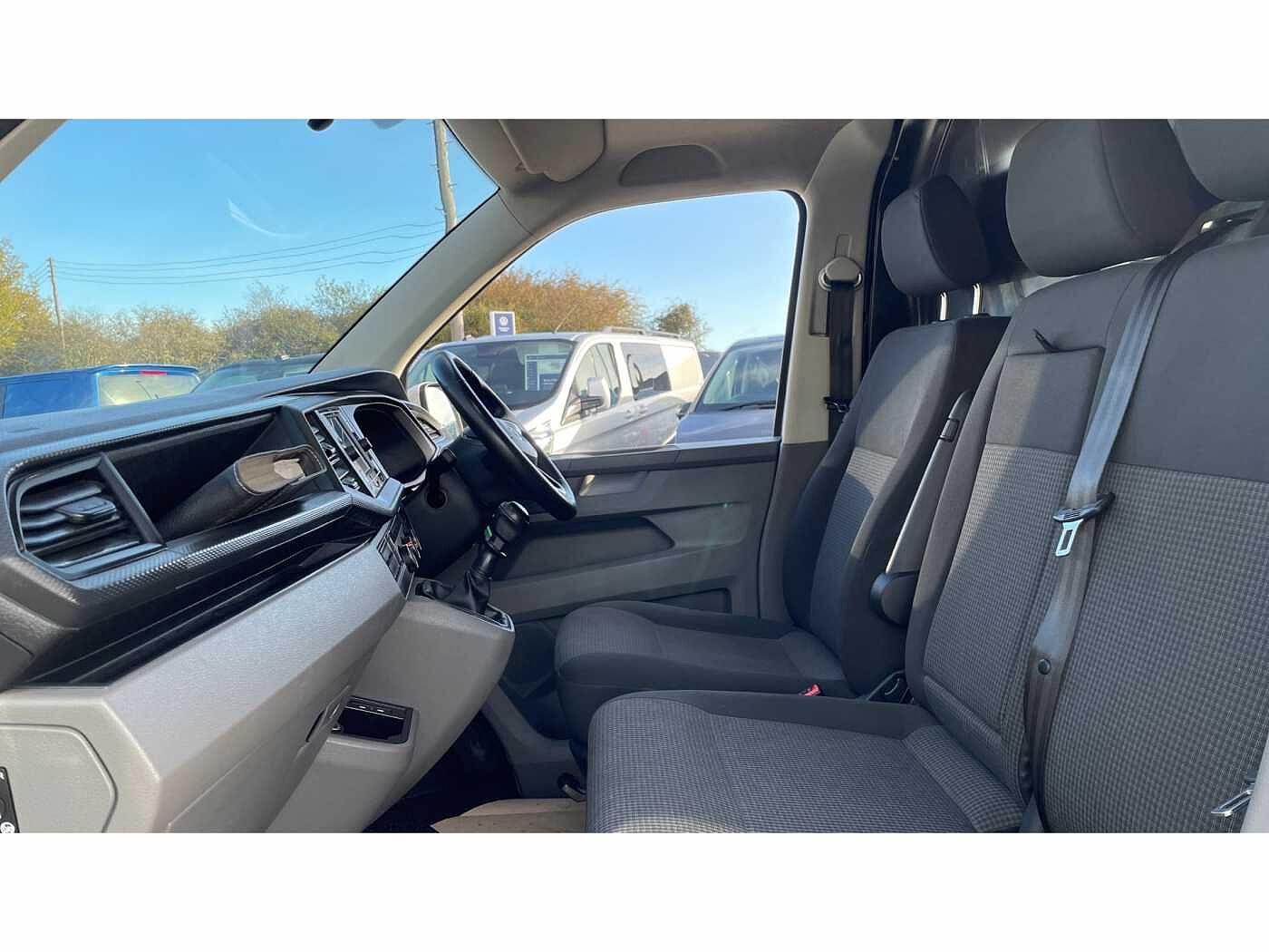 Volkswagen Transporter T32 Panel van Startline LWB 150 PS 2.0 TDI BMT 6sp Manual