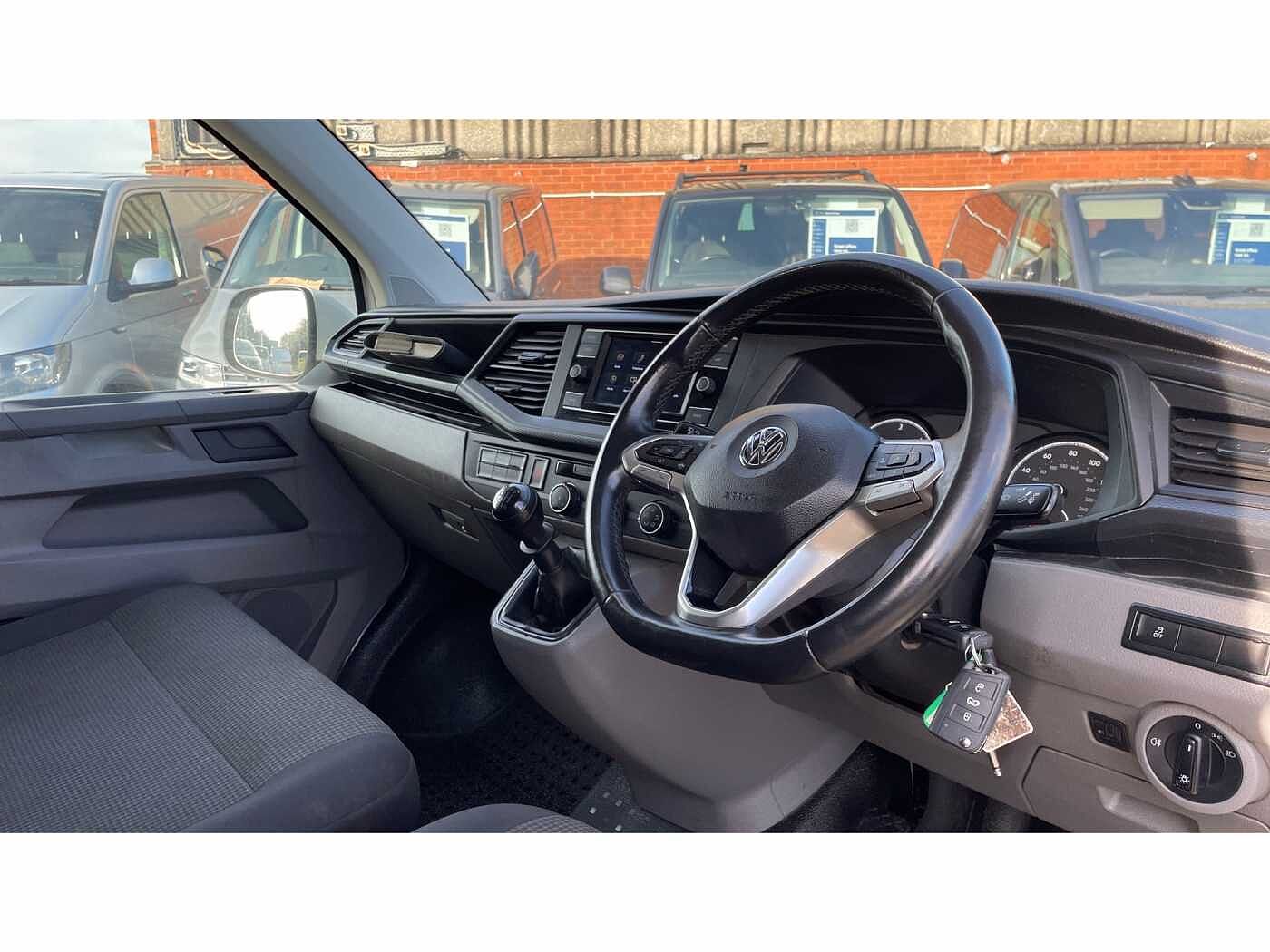 Volkswagen Transporter T32 Panel van Startline LWB 150 PS 2.0 TDI BMT 6sp Manual