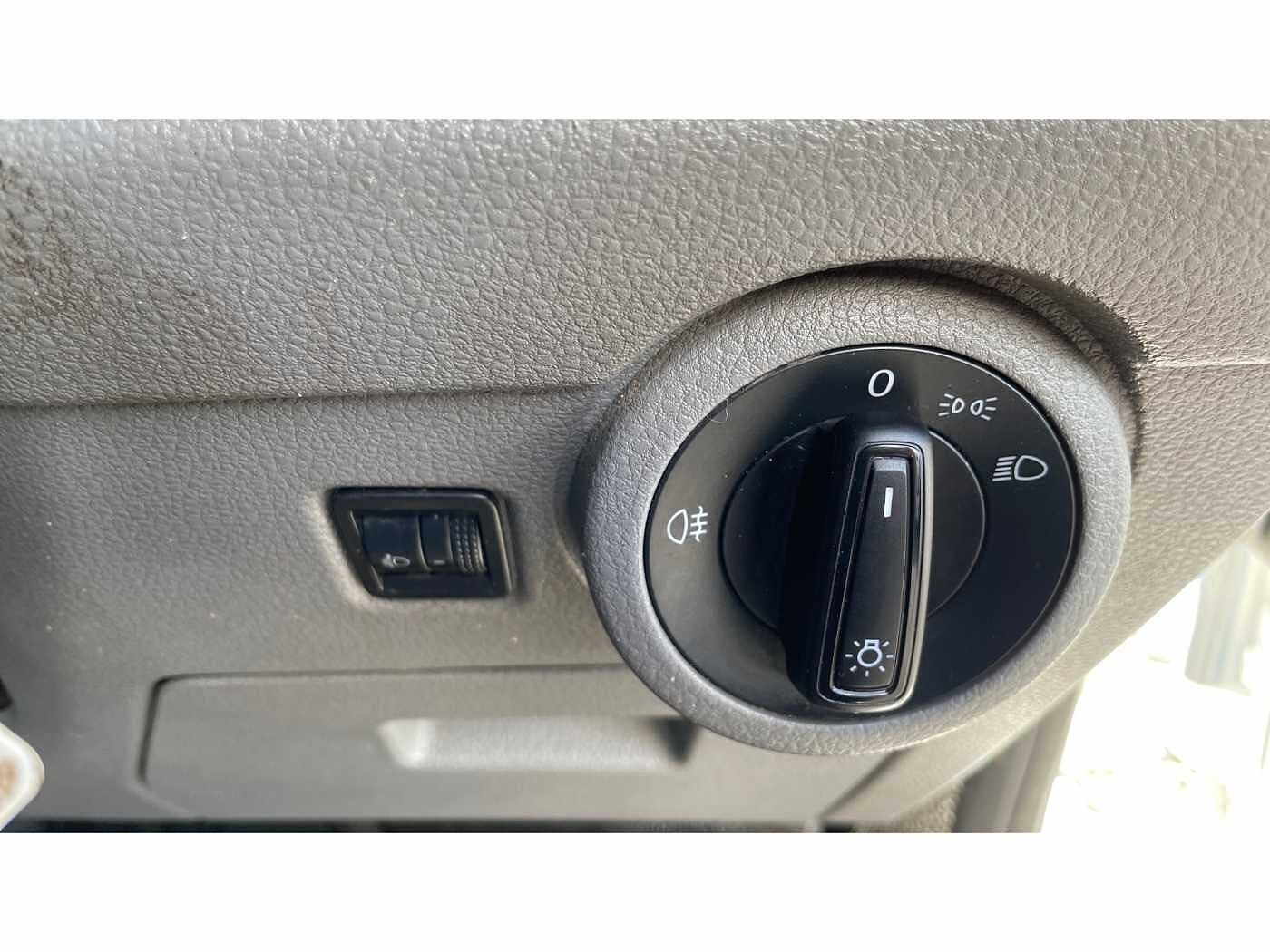 Volkswagen Transporter T32 Panel van Startline LWB 150 PS 2.0 TDI BMT 6sp Manual
