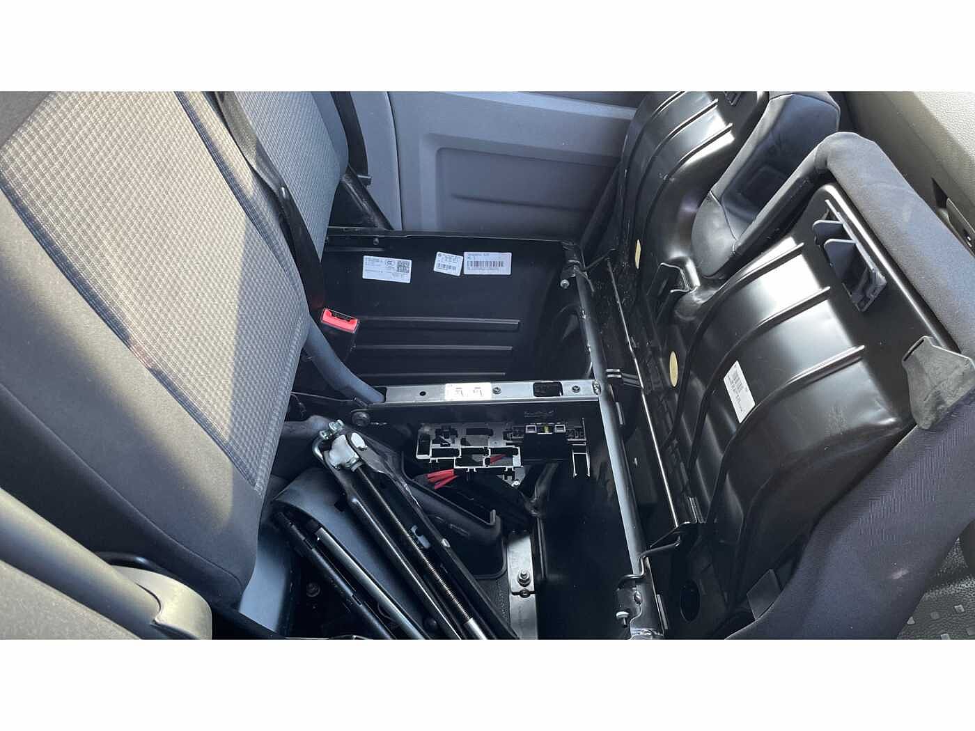 Volkswagen Transporter T32 Panel van Startline LWB 150 PS 2.0 TDI BMT 6sp Manual