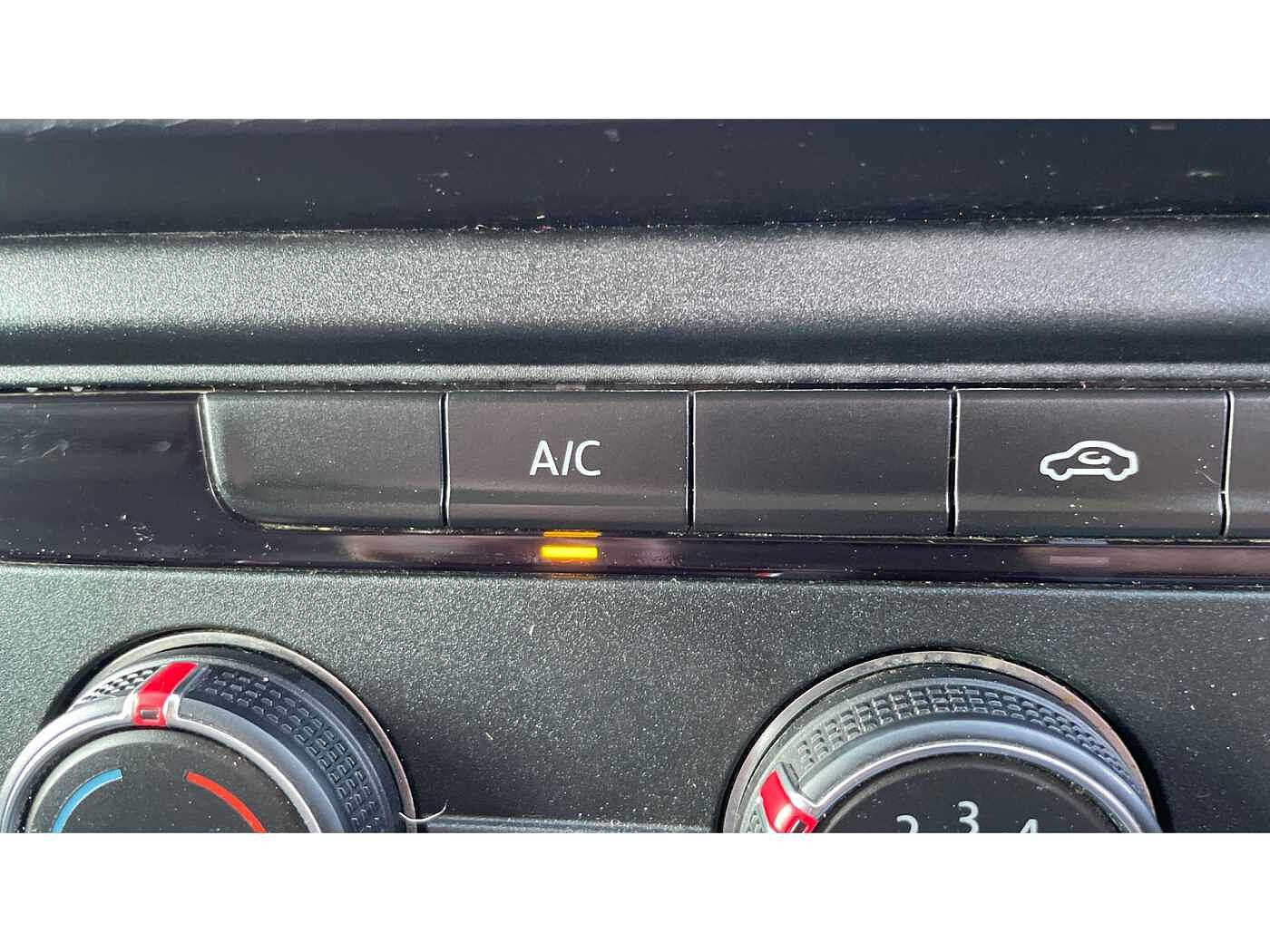 Volkswagen Transporter T32 Panel van Startline LWB 150 PS 2.0 TDI BMT 6sp Manual