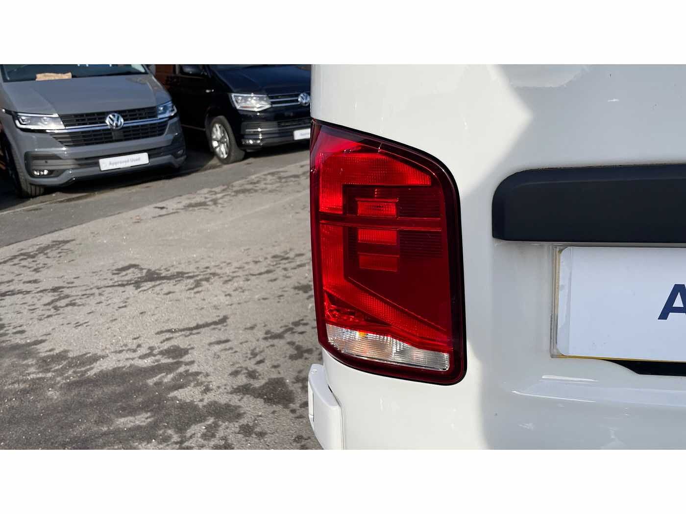 Volkswagen Transporter T32 Panel van Startline LWB 150 PS 2.0 TDI BMT 6sp Manual