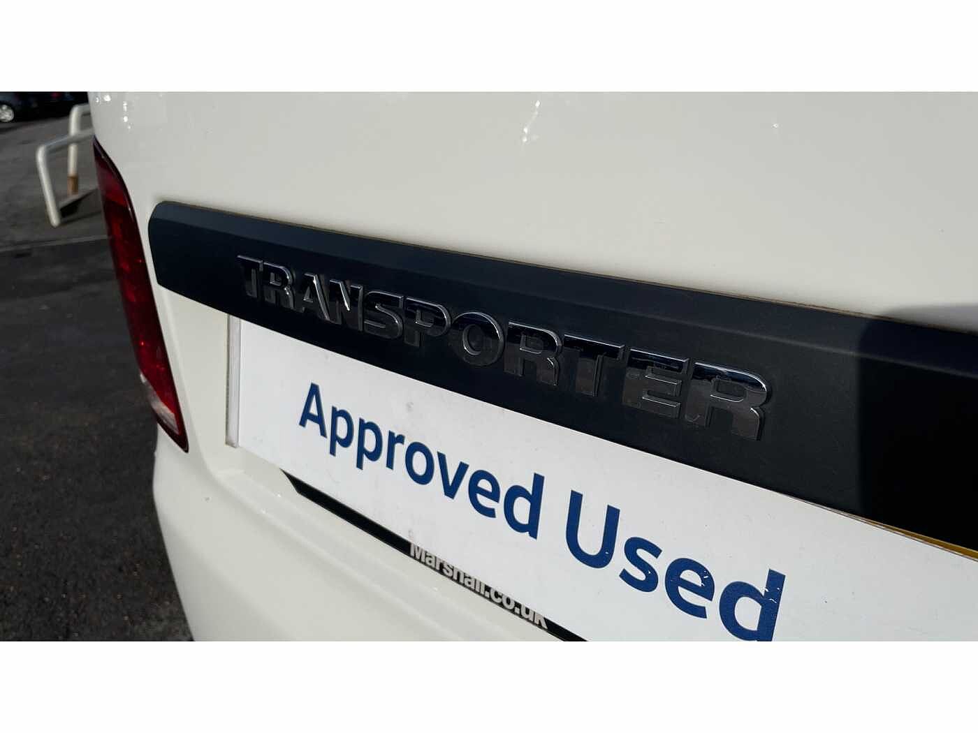 Volkswagen Transporter T32 Panel van Startline LWB 150 PS 2.0 TDI BMT 6sp Manual