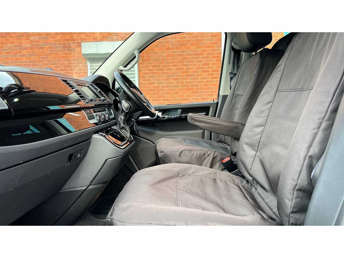 Volkswagen Caravelle Executive SWB 150 PS 2.0 TDI BMT 7sp DSG