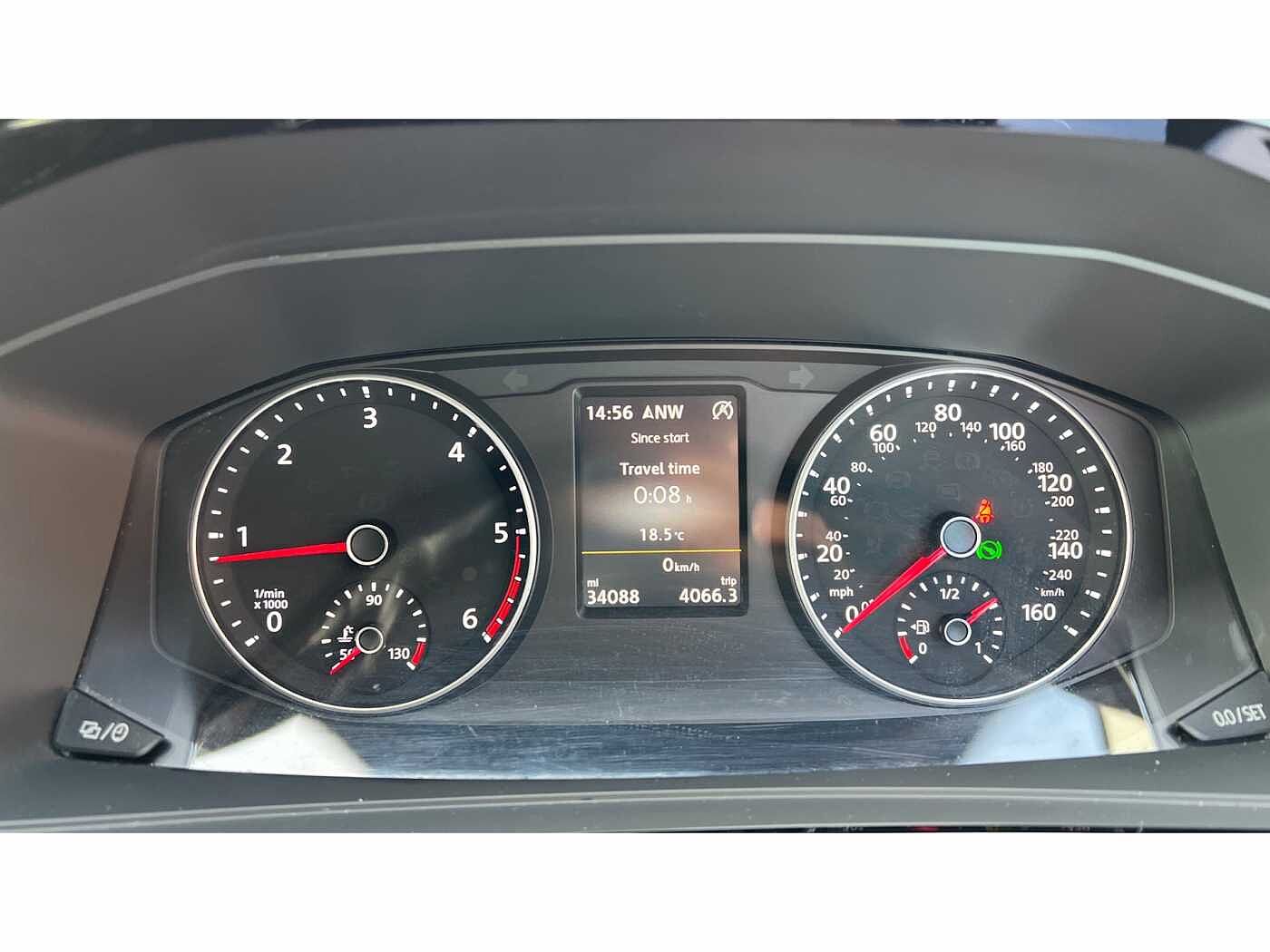 Volkswagen Caravelle Executive SWB 150 PS 2.0 TDI BMT 7sp DSG