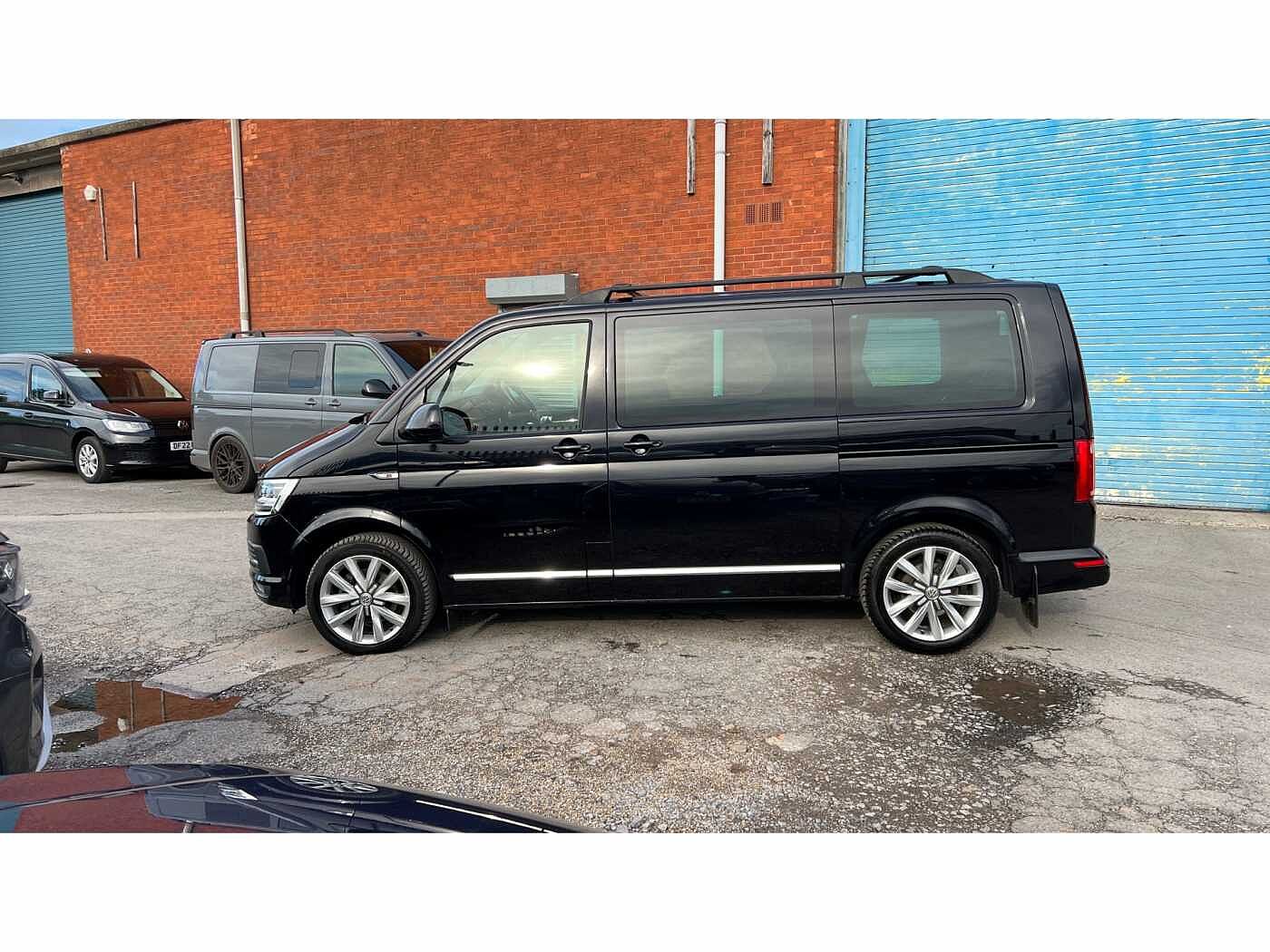 Volkswagen Caravelle Executive SWB 150 PS 2.0 TDI BMT 7sp DSG